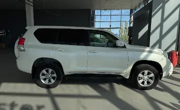 Toyota Land Cruiser Prado 2013 года за 13 000 000 тг. в Атырау фото 4