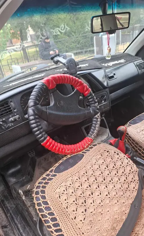 Volkswagen Golf 1992 года за 550 000 тг. в Западно-Казахстанская область фото 3