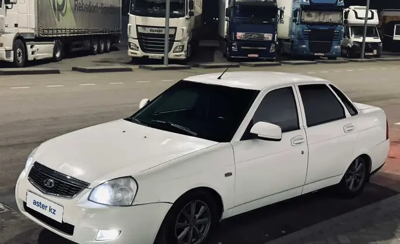 LADA (ВАЗ) Priora 2014 года за 2 400 000 тг. в Алматы