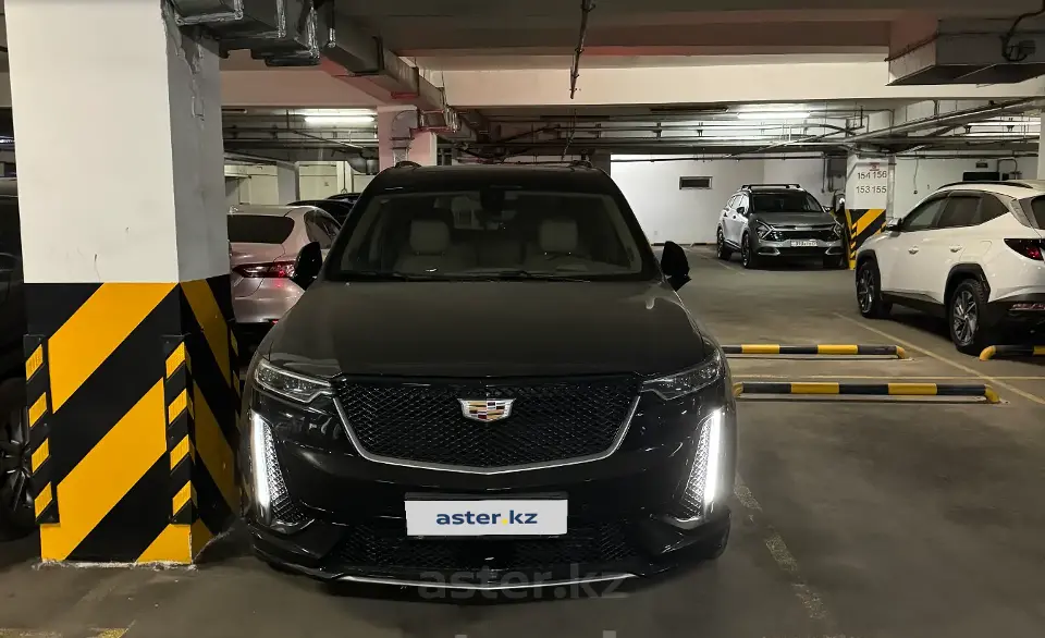 Cadillac XT6 2022 года за 26 000 000 тг. в Алматы