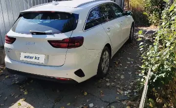Kia Ceed 2022 года за 9 000 000 тг. в Талдыкорган фото 2