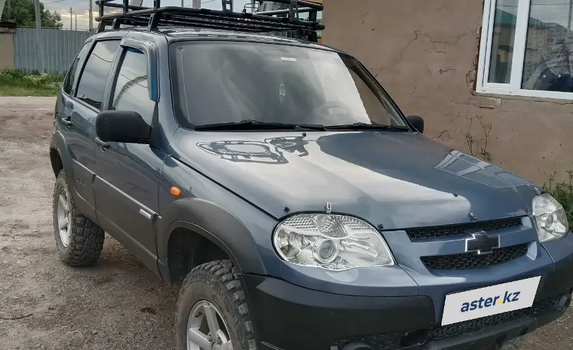 Chevrolet Niva 2011 года за 2 500 000 тг. в Астана фото 2