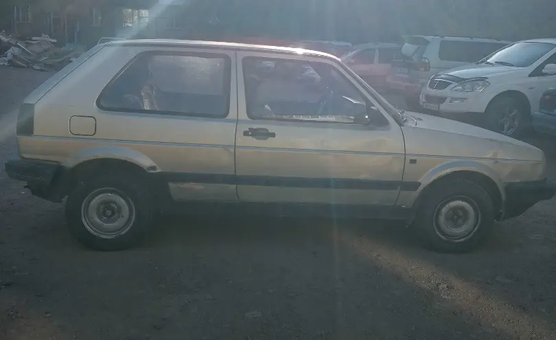 Volkswagen Golf 1988 года за 210 000 тг. в Карагандинская область фото 2