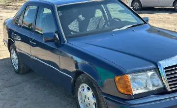 Mercedes-Benz E-Класс 1993 года за 2 200 000 тг. в Семей фото 3