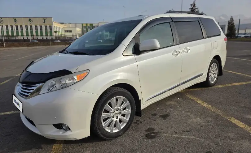Toyota Sienna 2012 года за 11 800 000 тг. в Алматы фото 1