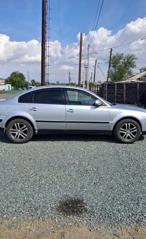 Volkswagen Passat 2004 года за 1 550 000 тг. в Павлодарская область фото 2