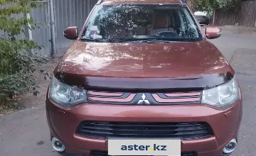 Mitsubishi Outlander 2012 года за 7 000 000 тг. в Алматы