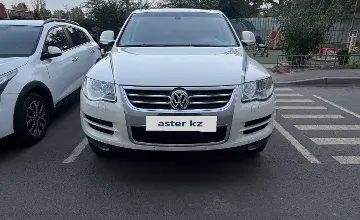 Volkswagen Touareg 2008 года за 5 300 000 тг. в Алматы фото 1