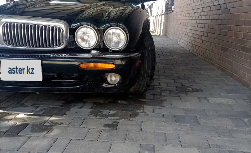 Jaguar XJ 2000 года за 4 900 000 тг. в Алматы фото 3