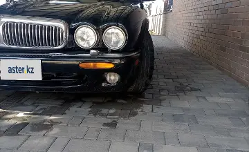 Jaguar XJ 2000 года за 4 900 000 тг. в Алматы фото 3