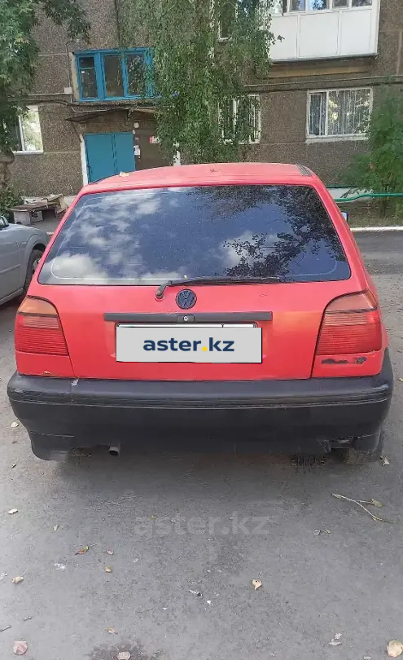 Volkswagen Golf 1994 года за 300 000 тг. в Павлодарская область фото 3