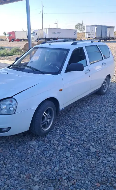 LADA (ВАЗ) Priora 2013 года за 1 500 000 тг. в Алматы фото 2