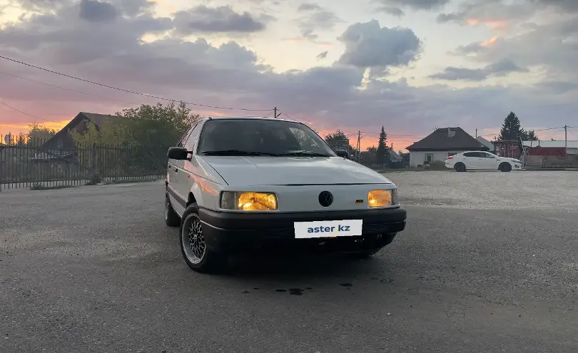 Volkswagen Passat 1993 года за 1 500 000 тг. в Восточно-Казахстанская область фото 2