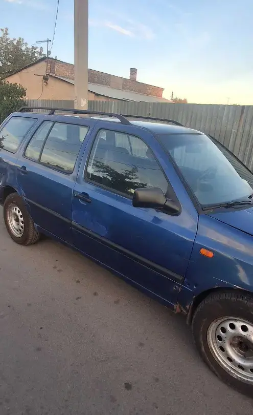 Volkswagen Golf 1996 года за 900 000 тг. в Караганда фото 2
