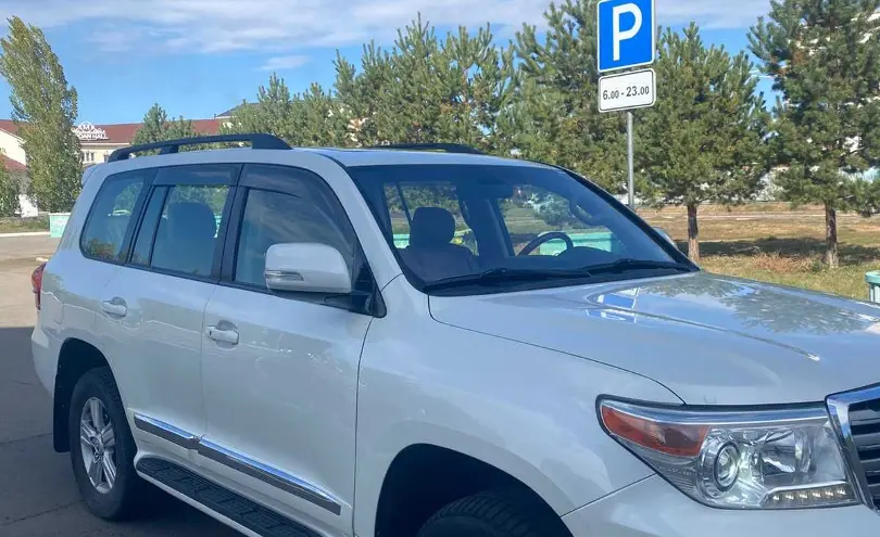 Toyota Land Cruiser 2012 года за 22 000 000 тг. в Астана фото 3