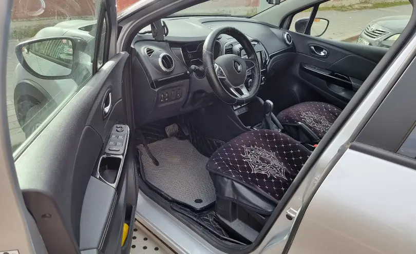 Renault Kaptur 2021 года за 7 000 000 тг. в Астана фото 5