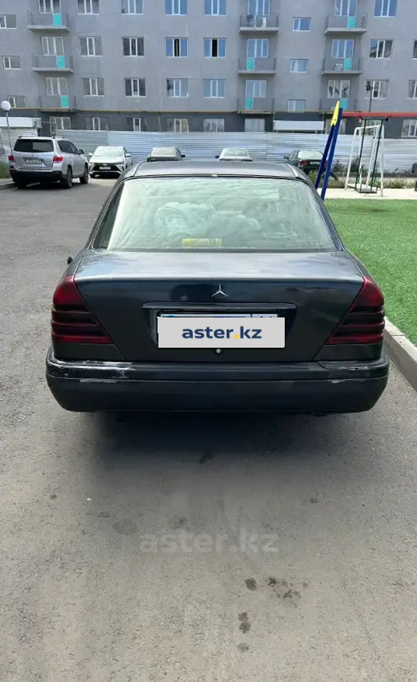 Mercedes-Benz C-Класс 1993 года за 800 000 тг. в Талдыкорган фото 3