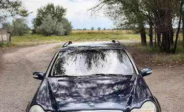 Mercedes-Benz C-Класс 2001 года за 3 800 000 тг. в Алматы фото 1
