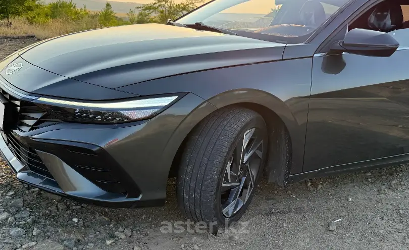 Hyundai Elantra 2023 года за 7 900 000 тг. в Усть-Каменогорск фото 2