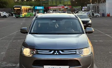 Mitsubishi Outlander 2013 года за 6 700 000 тг. в Алматы фото 2