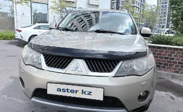 Mitsubishi Outlander 2008 года за 5 500 000 тг. в Астана фото 1