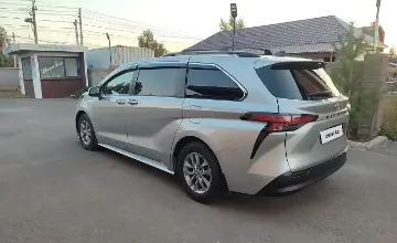 Toyota Sienna 2021 года за 20 000 000 тг. в Астана фото 4