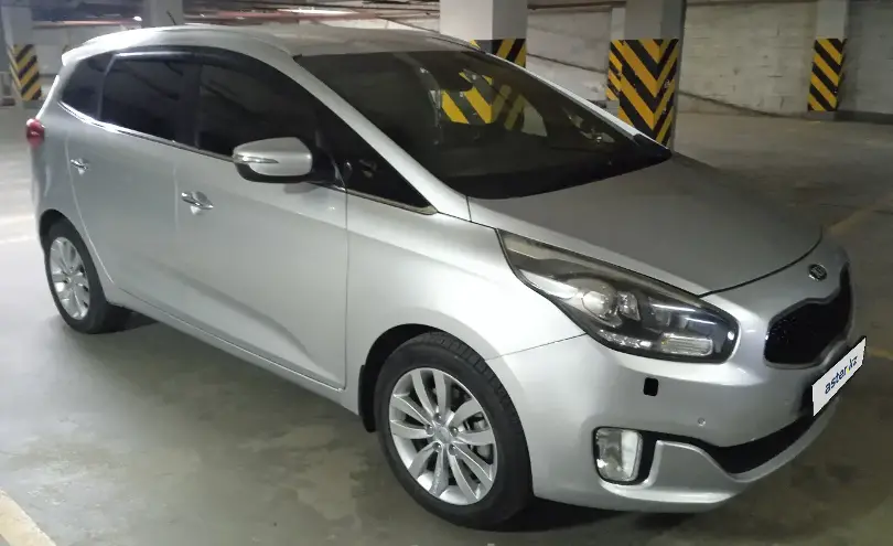 Kia Carens 2014 года за 6 000 000 тг. в Астана фото 3