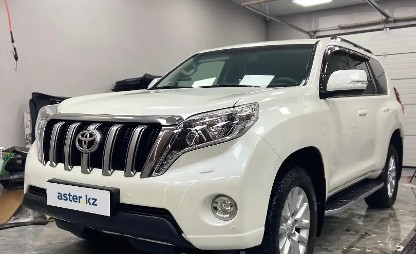 Toyota Land Cruiser Prado 2016 года за 24 000 000 тг. в Усть-Каменогорск