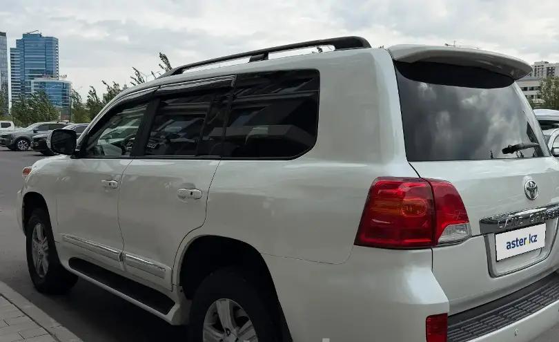 Toyota Land Cruiser 2012 года за 18 200 000 тг. в Астана фото 5