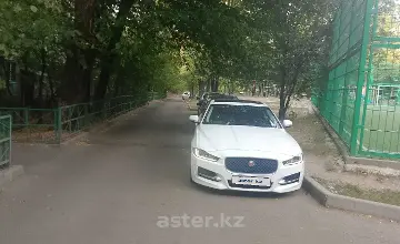 Jaguar XE 2018 года за 11 000 000 тг. в Алматы фото 2