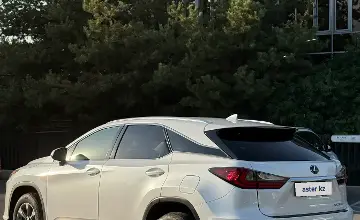 Lexus RX 2019 года за 21 000 000 тг. в Алматы