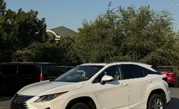Lexus RX 2019 года за 21 000 000 тг. в Алматы фото 2