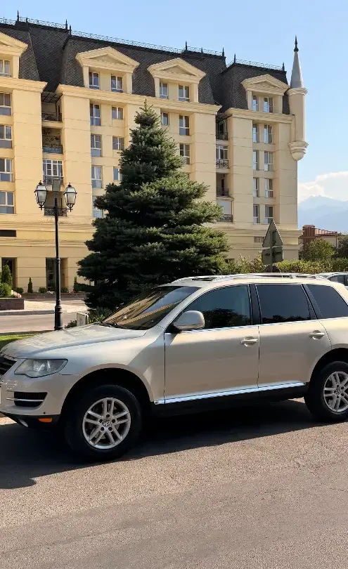 Volkswagen Touareg 2008 года за 7 000 000 тг. в Алматы