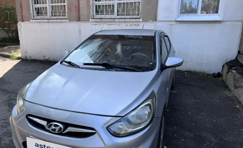 Hyundai Accent 2013 года за 3 000 000 тг. в Усть-Каменогорск