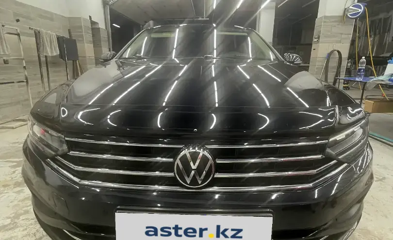 Volkswagen Passat 2022 года за 10 000 000 тг. в Астана