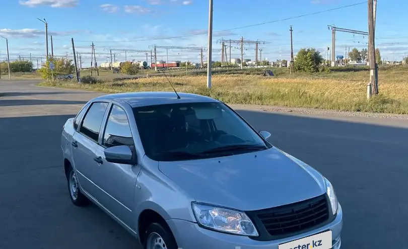 LADA (ВАЗ) Granta 2015 года за 2 000 000 тг. в Астана фото 3
