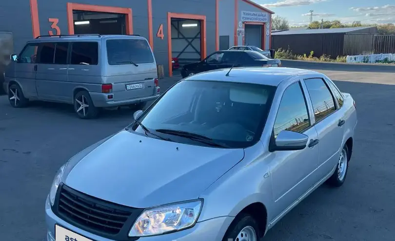 LADA (ВАЗ) Granta 2015 года за 2 000 000 тг. в Астана