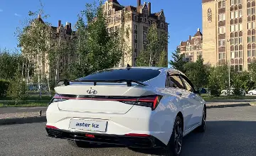 Hyundai Elantra 2021 года за 9 600 000 тг. в Астана фото 4