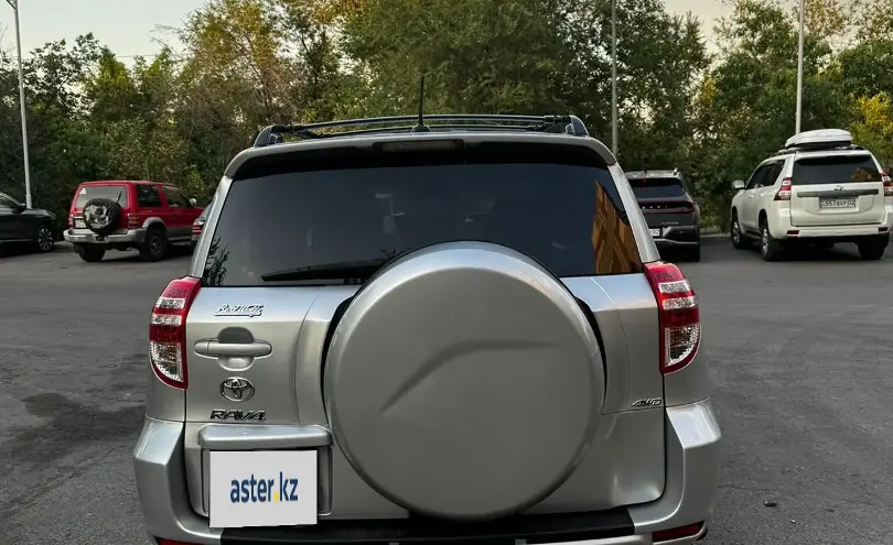 Toyota RAV4 2012 года за 8 300 000 тг. в Алматы фото 5