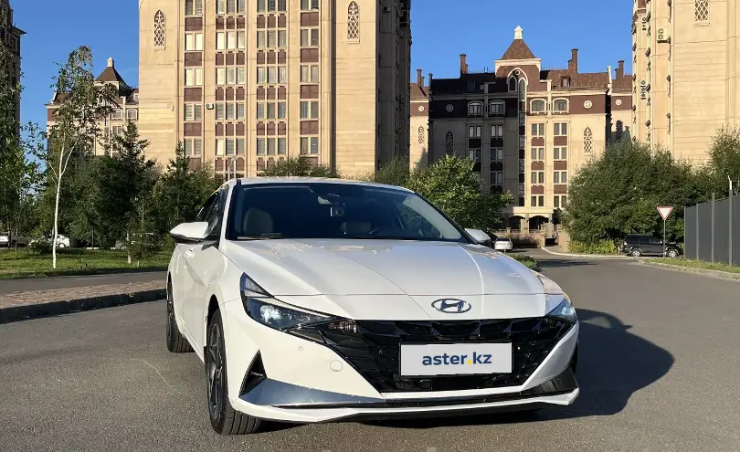 Hyundai Elantra 2021 года за 9 300 000 тг. в Астана фото 3