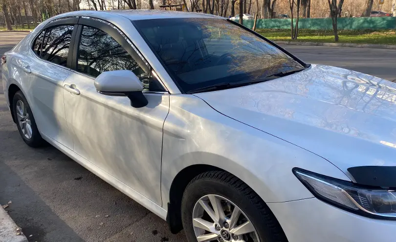 Toyota Camry 2020 года за 12 500 000 тг. в Алматы фото 2