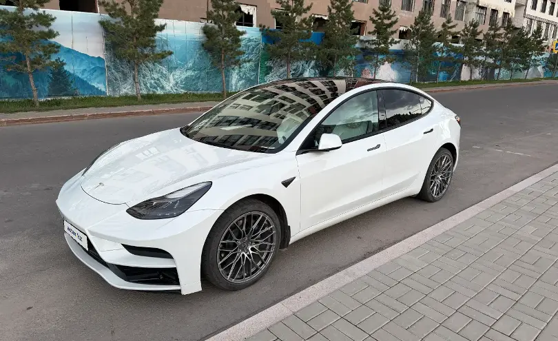 Tesla Model 3 2023 года за 17 000 000 тг. в Астана