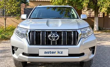 Toyota Land Cruiser Prado 2019 года за 19 900 000 тг. в Астана фото 2
