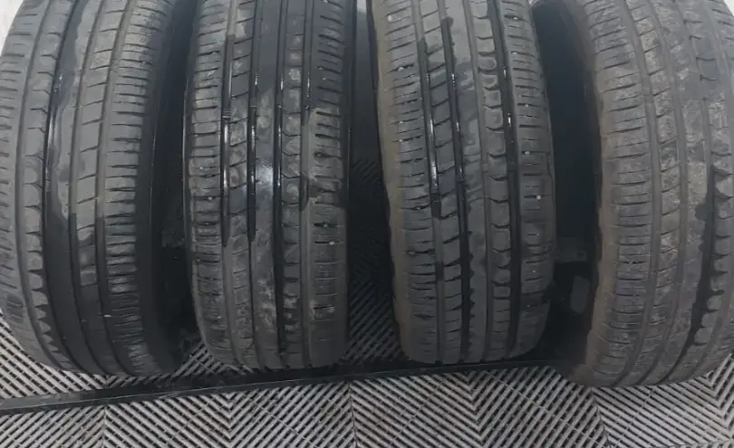 БУ летние шины 205/55 R16 LingLong GREEN-Max за 44280 тг. в Казахстане 