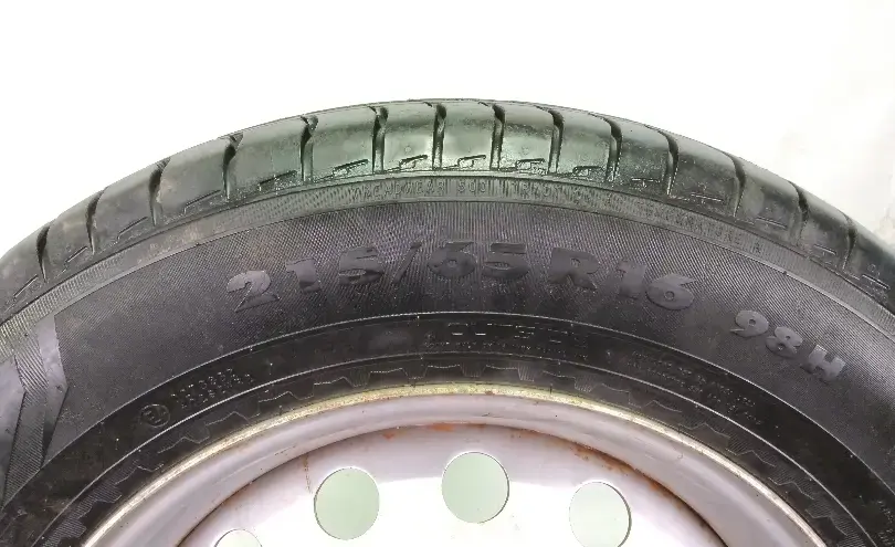 БУ летние шины 215/65 R16 Nokian Nordman 5 за 32800 тг. в Алматы - фото 4