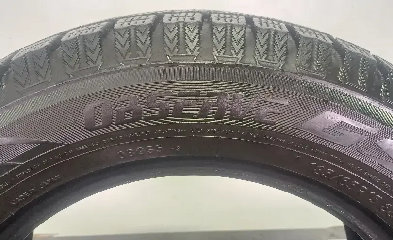 БУ зимние шины 185/65 R15 Toyo Observe за 22000 тг. в Алматы - фото 3