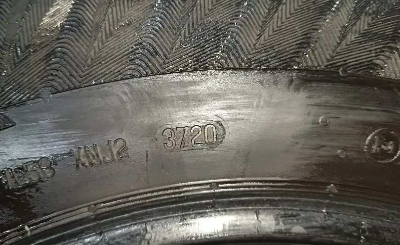 БУ зимние шины 205/70 R16 Matador MP-30 Sibir Ice 2 за 60000 тг. в г. Талдыкорган - фото 2